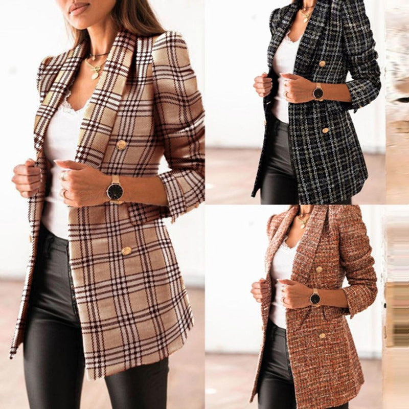 Chaqueta con cuello tipo blazer con doble botonadura y manga larga estampado