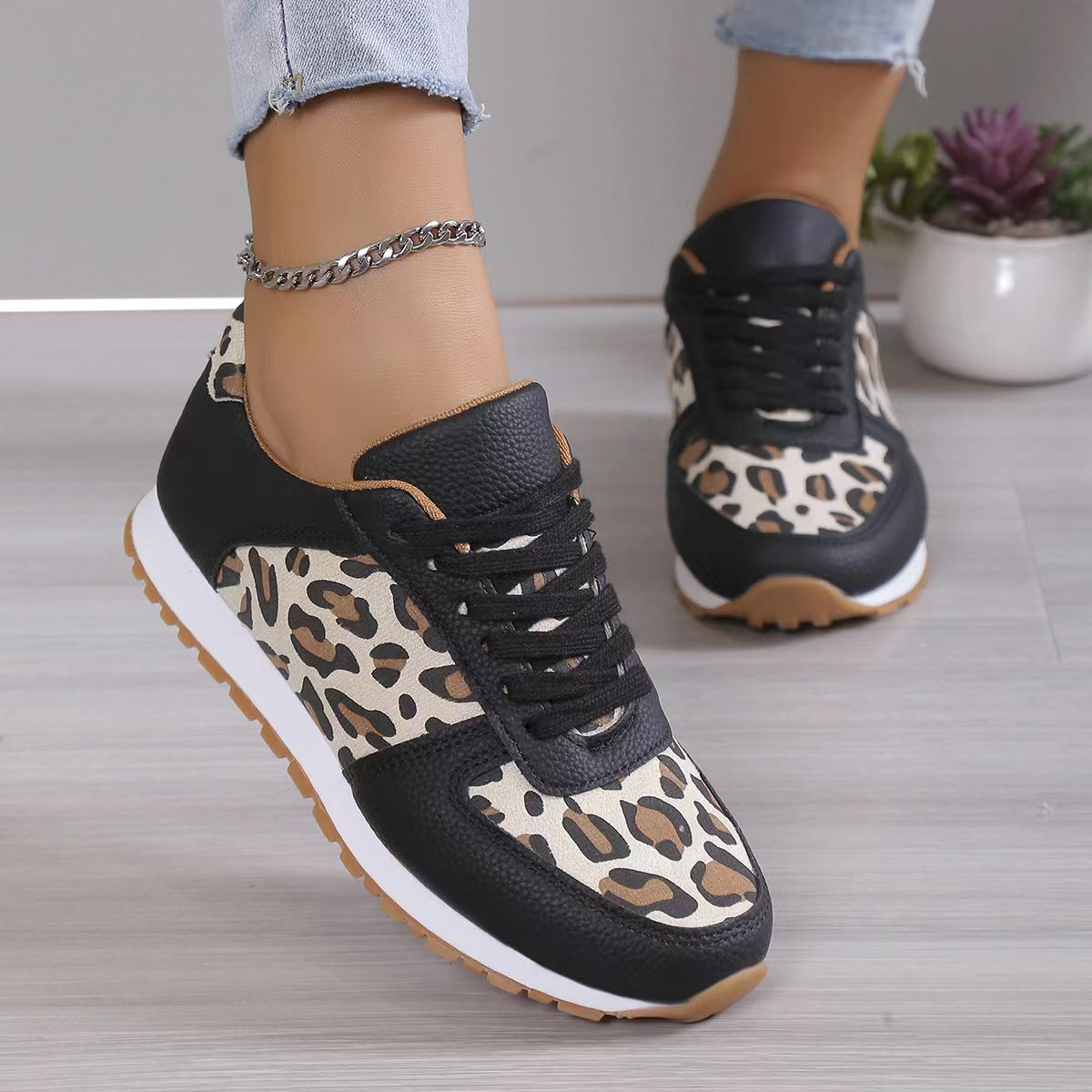 Zapatos deportivos con cordones y estampado de leopardo a la moda para mujer