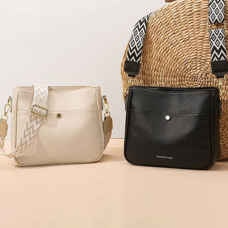 Bolso bandolera informal de cuero con capa superior de piel de vaca
