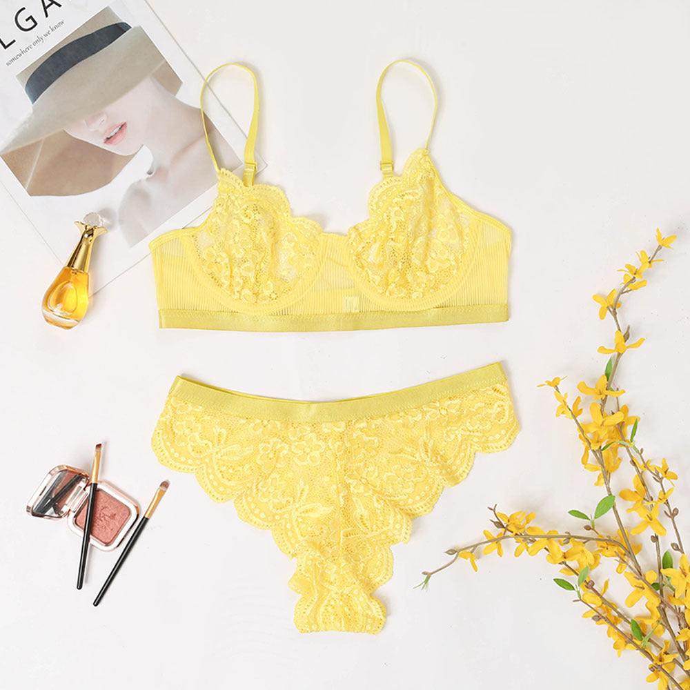 Traje femenino sexy de encaje con flores
