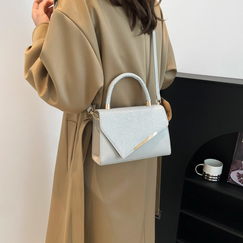 Bolso de mano de moda con diseño moderno