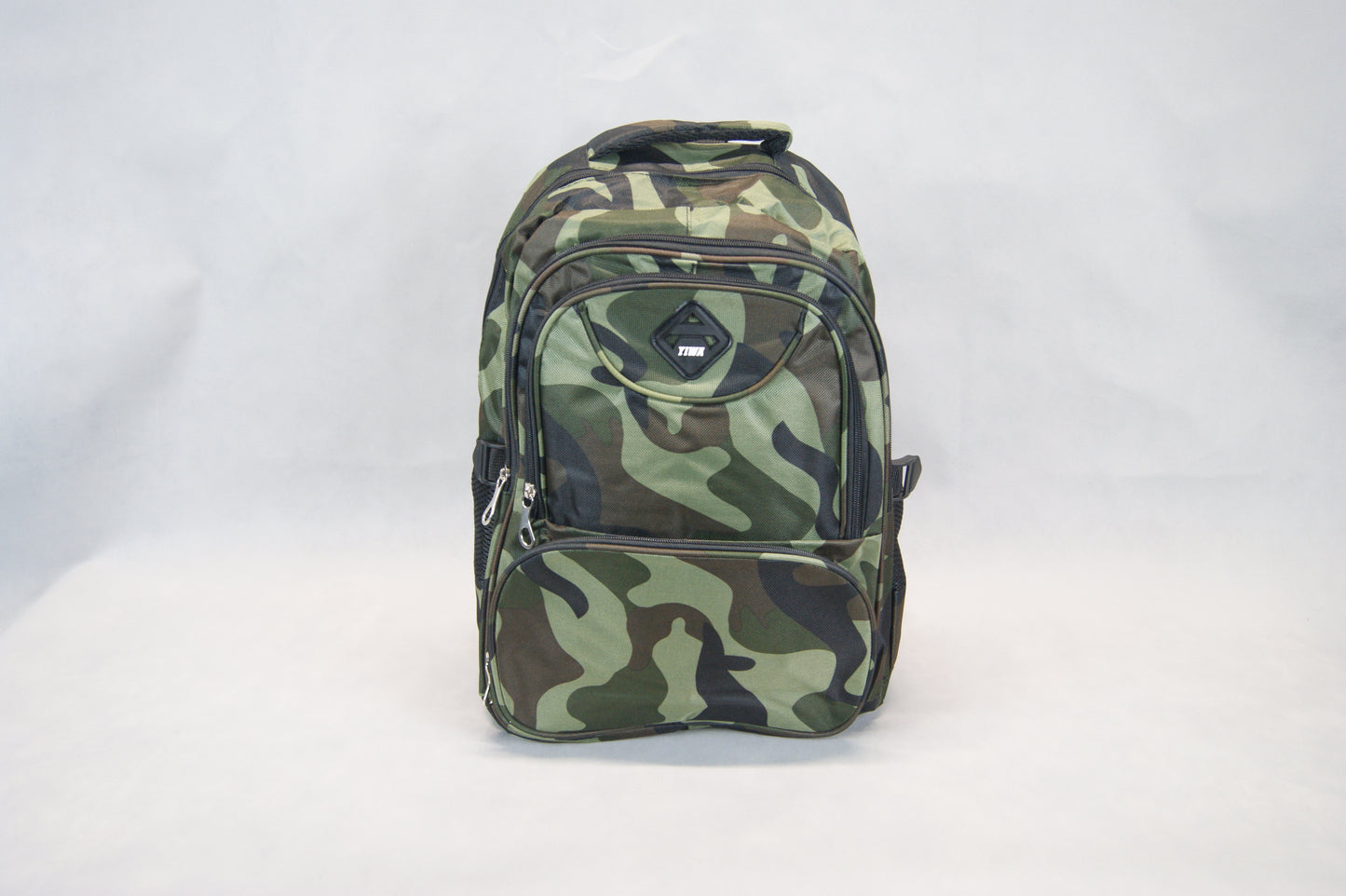 Mochila multibosillo tipo camuflaje